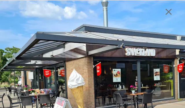 Snackland Huizen