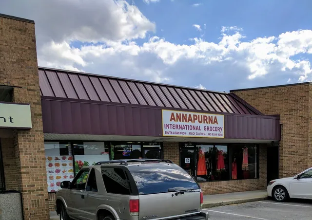 CR International Grocery