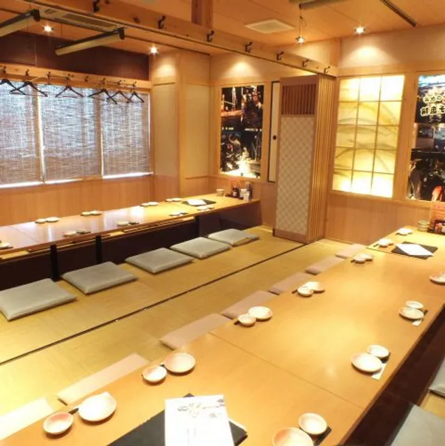 Seafood Izakaya Hananomai - Sanuki Station Front