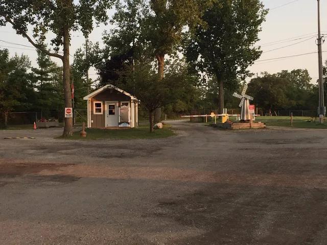Windmill Point Park & Campground