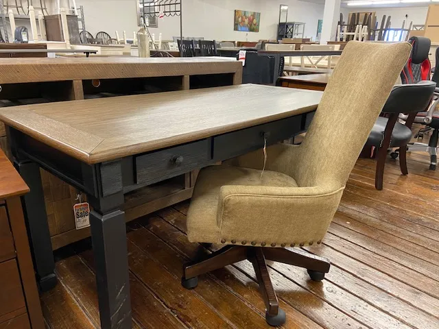 Robinson’s Furniture Bedding & Home Decor Outlet