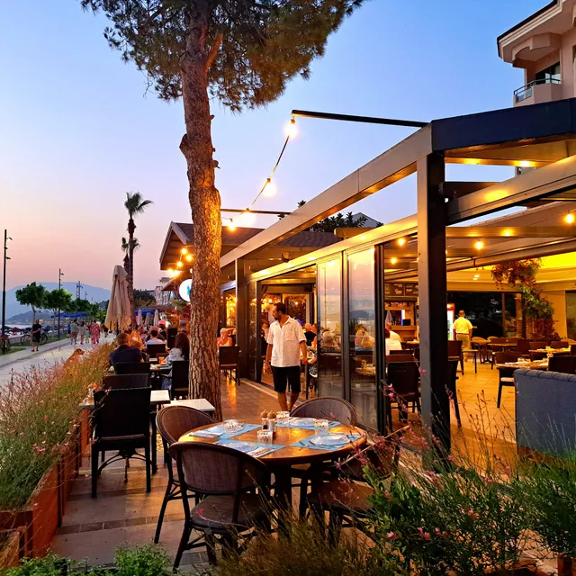 Brothers' Restaurant and Bar