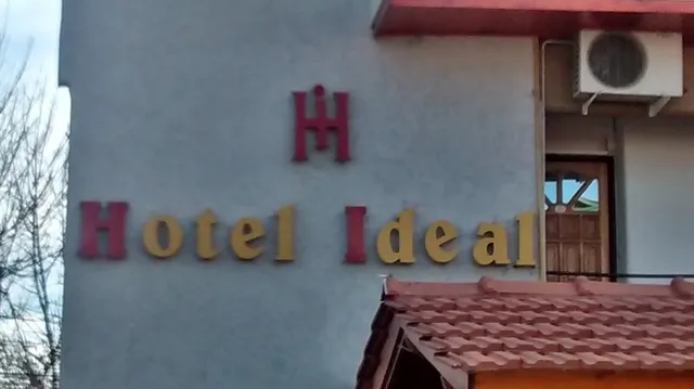 Ideal Hotel