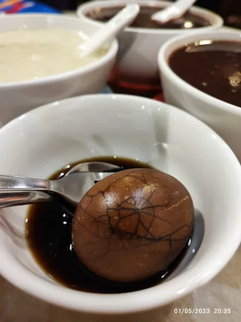 Yen Ai (Bornion Centre)