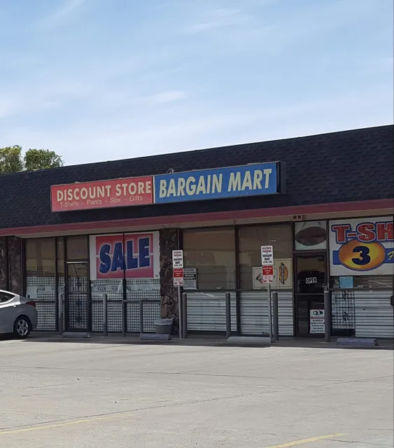 Bargain Mart/Fashion Fits