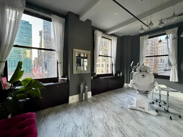 SkinBySari Aesthetics - Sari Katz, PA