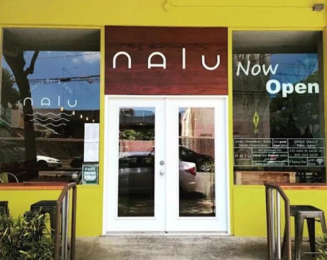 Nalu Health Bar & Cafe