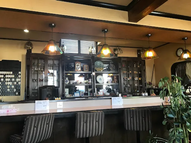 軽食喫茶 コザック