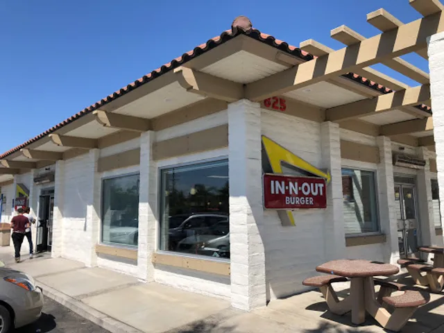 In-N-Out Burger