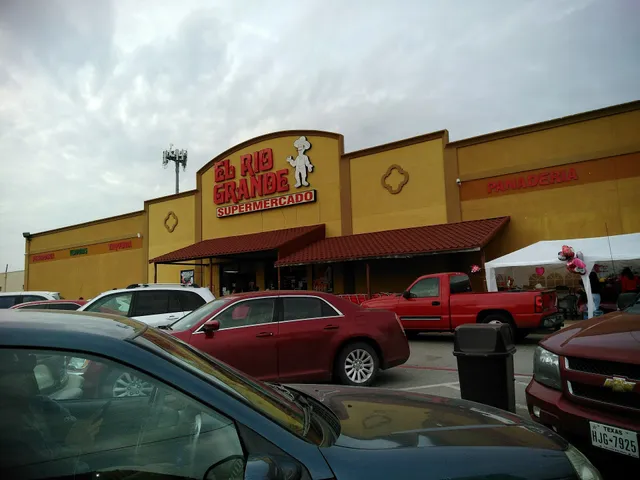 El Rio Grande Latin Market