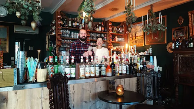 Café am Brunnen (Hemmingway Garden)