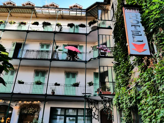 Hôtel Central