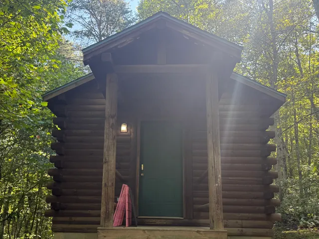 Pine Ridge Cabin at Blue Rose Cabins