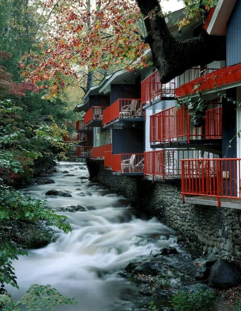 Zoder's Inn & Suites