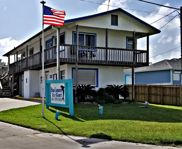 Blue Lagoons RV Resort