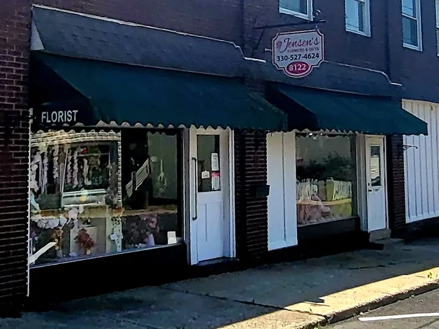Jensen's Flowers & Gifts - Garrettsville