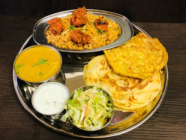 Rusi Indo Biryani Tokaichiba ルシ インドビリヤニ 十日市場店