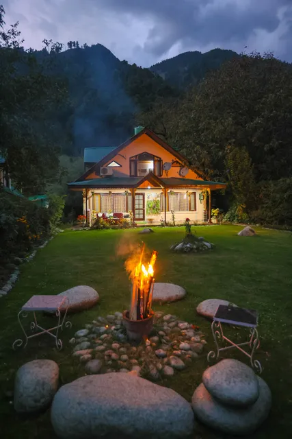 The Riverfront Luxury Cottages