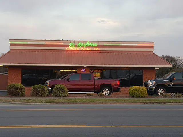 El Cazador Traditional Mexican Food