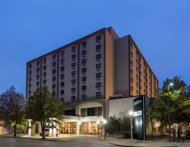 Radisson Hotel Bismarck