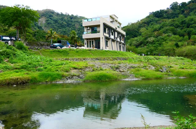 安通溪畔溫泉民宿Antong Creekside Hot Spring