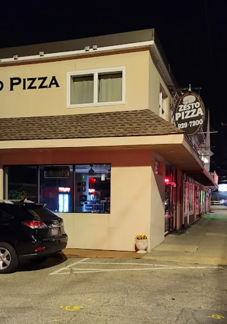 Zesto Pizza