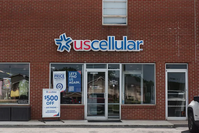 Authorized Retailer UScellular & T-Mobile
