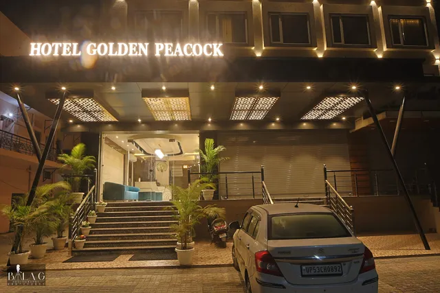 Hotel Golden Peacock | Rooftop Restaurant | Flavour on fusion by HOH