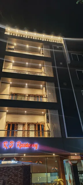 FabHotel RS Residency