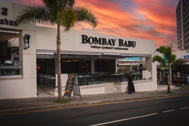 Bombay Babu Playa Paraiso