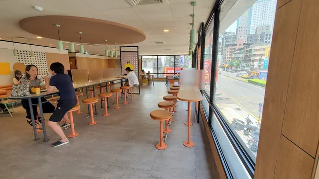 McDonald's Xizhi Xintaiwu Branch