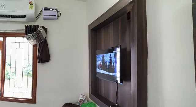 OYO 35902 Hotel Devhill