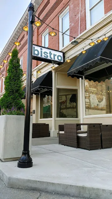 bistro on 6th