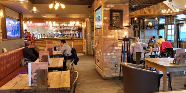 Beggar's Bridge - Pub & Kitchen