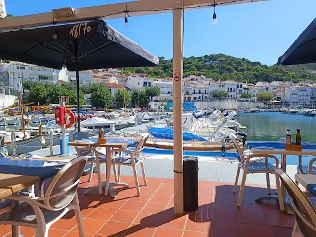 TIPS. Restaurant del Club Nàutic del Port de la Selva