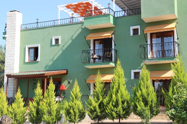 Başka Bir Yer Butik Otel, Bungalov & Restoran