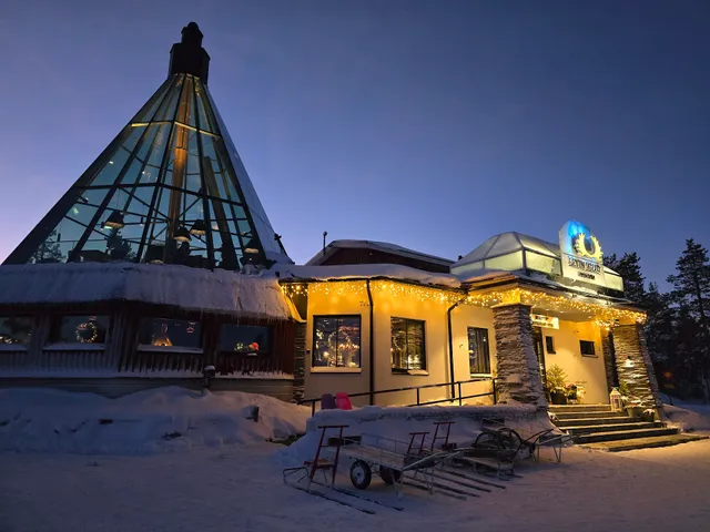 Levin Iglut Glass Igloos