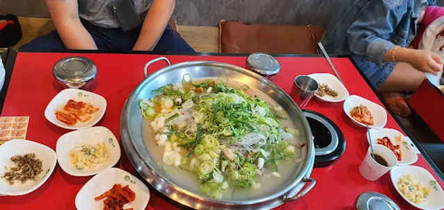 놀부부대찌개&철판구이