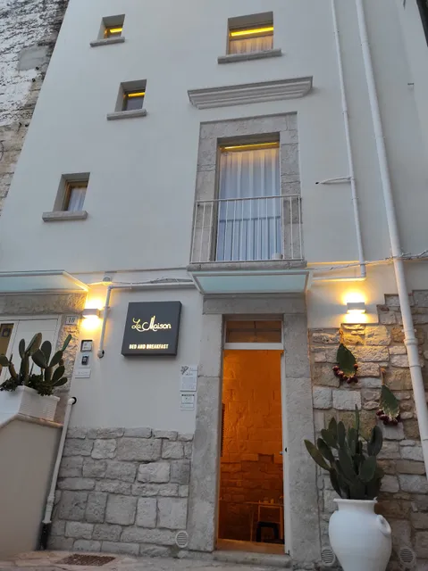 Bed and Breakfast La Maison - Trani