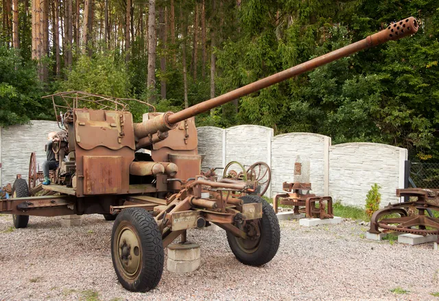 Muzeum Ziemi Kaszubskiej i Sprzętów Militarnych