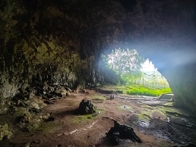 Liang Bua Cave (Hobbit Cave)