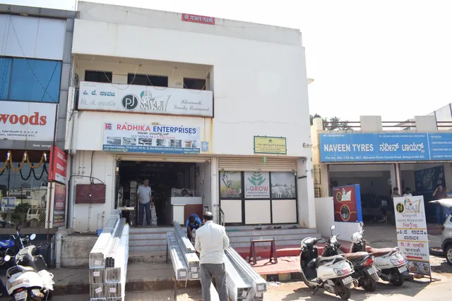 P j savaji Khanavali family Restaurant