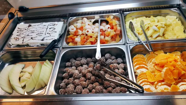 东方明珠Hunan Restaurant + Asia Markt