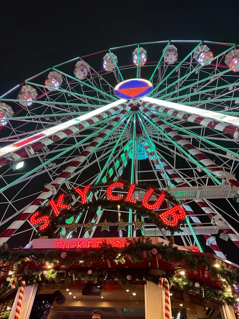 Christmas Wonderland Lakeside