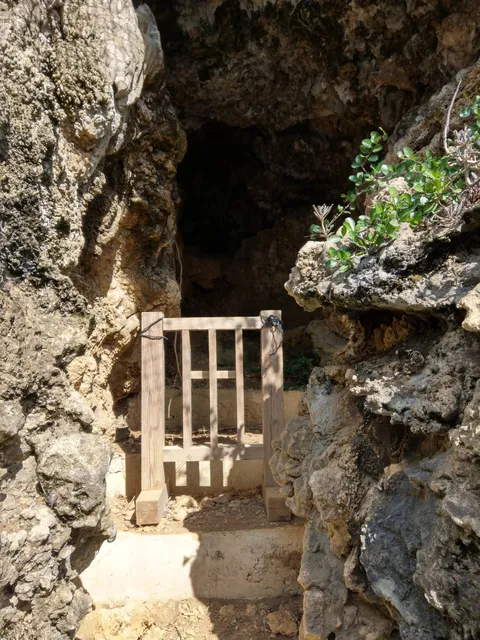 Yamashita-cho Cave 1