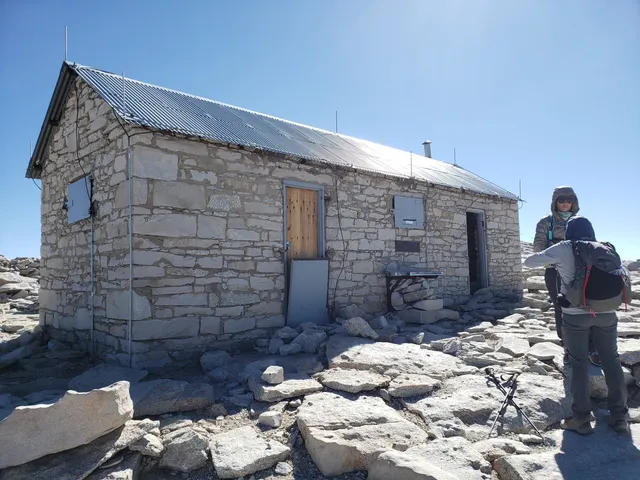 Mount Whitney Summit Shelter