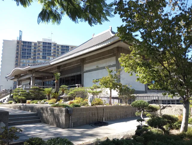 Higashi Honganji Buddhist Temple