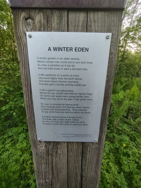 Robert Frost Wayside