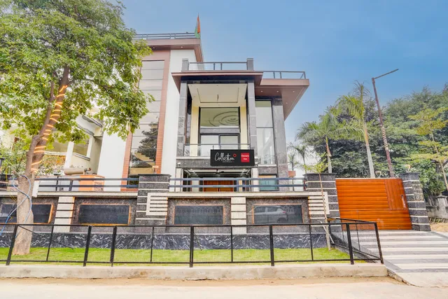 Collection O DEVOM INN