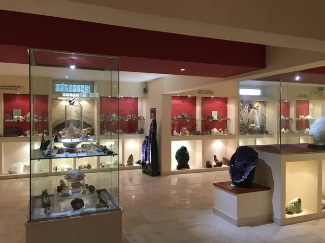 Museo di mineralogia e paleontologia "Stamatiadis"